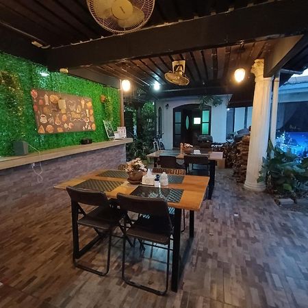 Hospedaje La Galerie Ciudad Cortés 外观 照片
