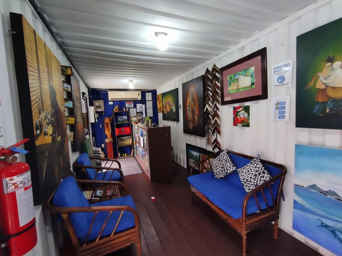 Hospedaje La Galerie Ciudad Cortés 外观 照片